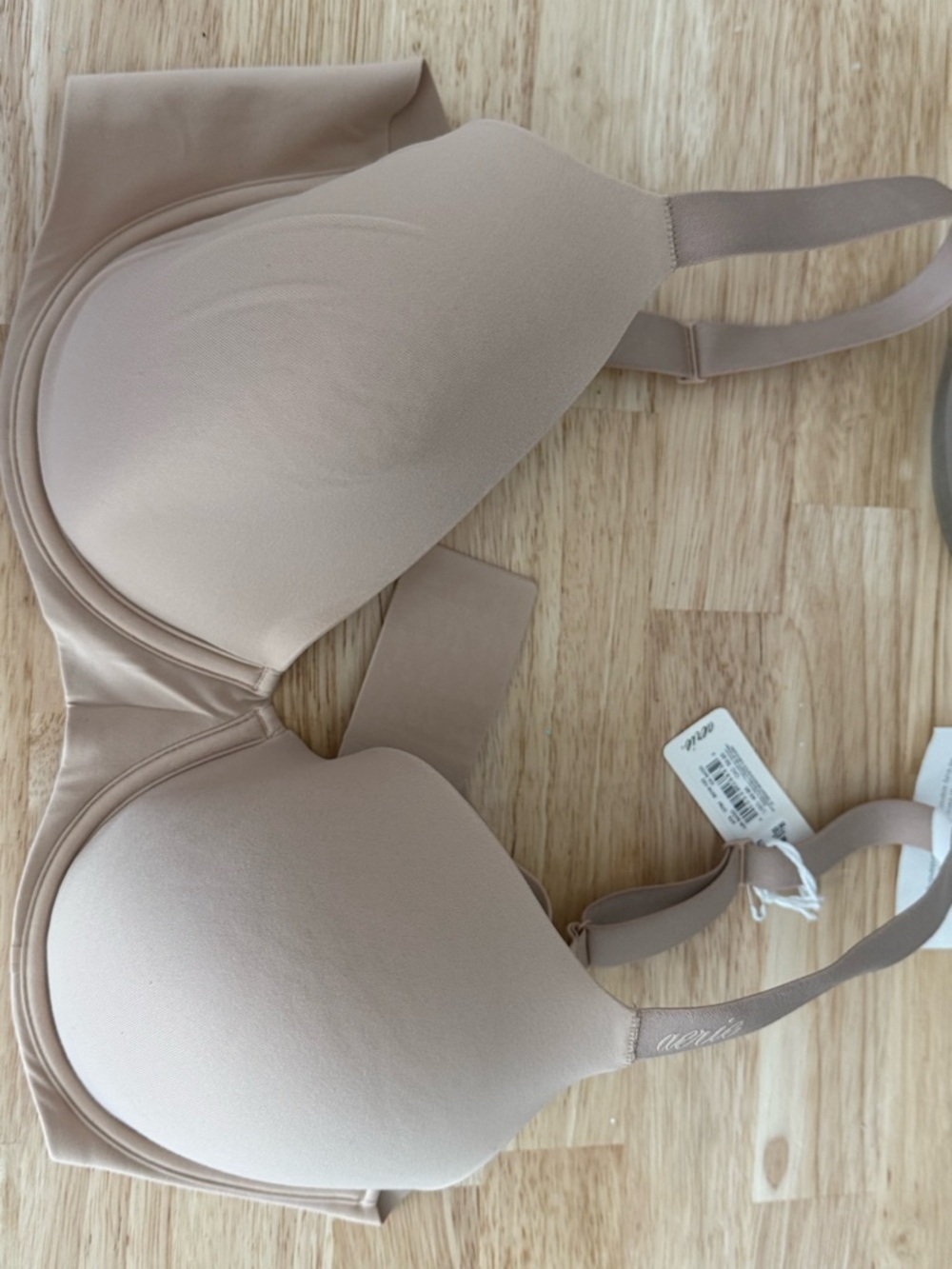 Aerie. Nude Smooth T-Shirt Bra - Women Intimates & Sleepwear 34dd